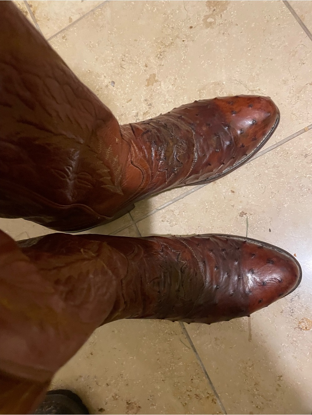 Unique Lucchese Ostrich Western Boots - Classic Cowboy Style